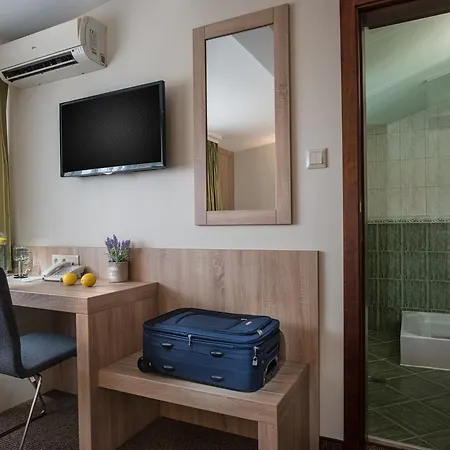 Jasmin Hotel 3*